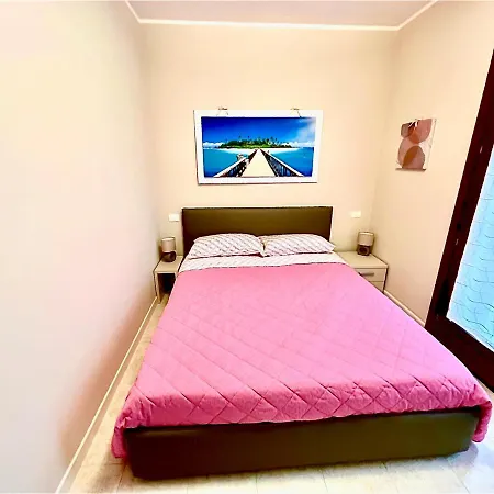 Petite Maison アパート *